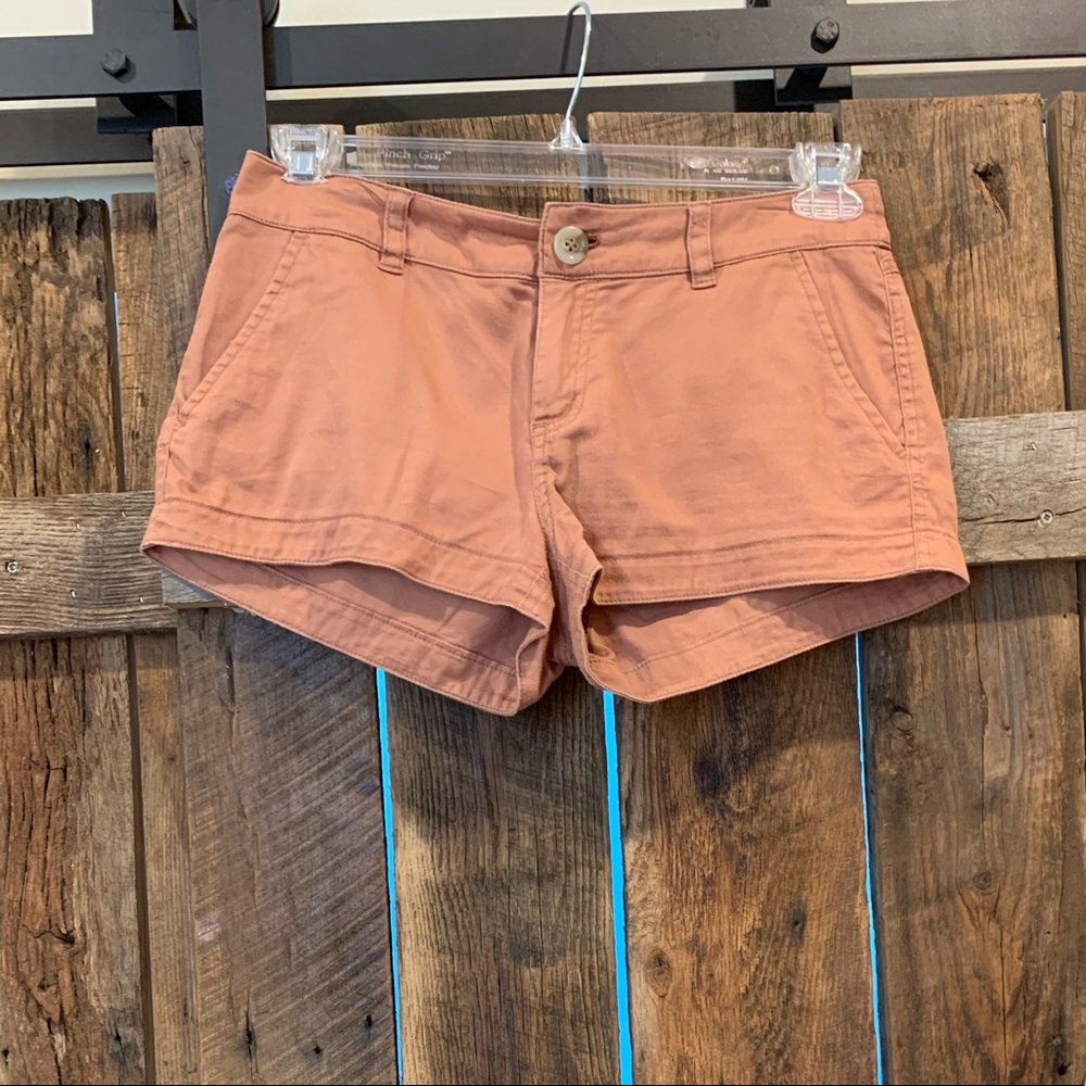 Peach/nude shorts
